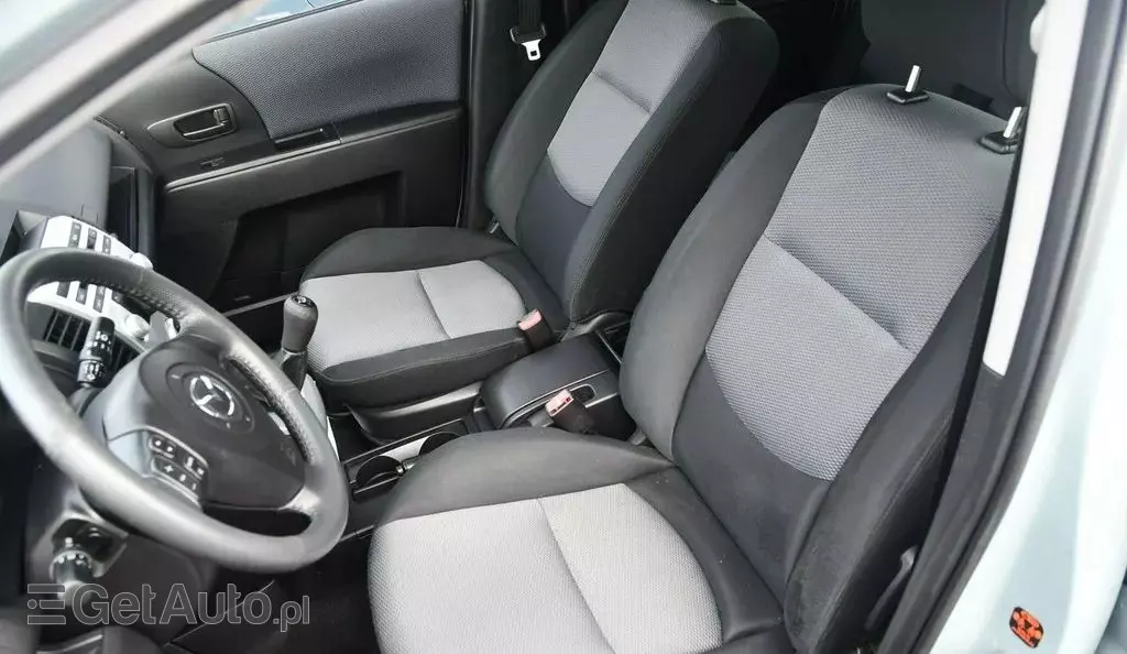 MAZDA 5 