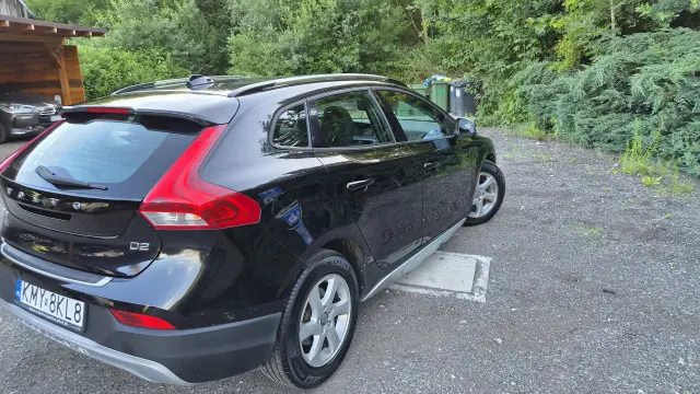 VOLVO V40 Cross Country Kinetic