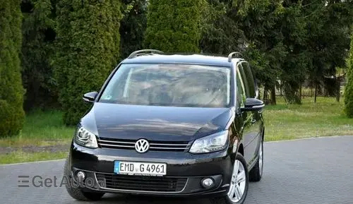 VOLKSWAGEN Touran 