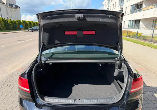VOLKSWAGEN Passat 2.0 TDI BMT Trendline