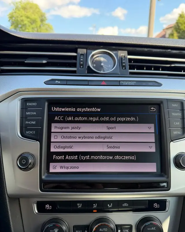 VOLKSWAGEN Passat 2.0 TDI BMT Trendline