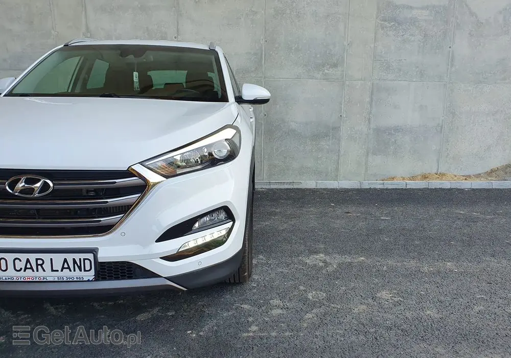 HYUNDAI Tucson 2.0 CRDi 4WD Trend