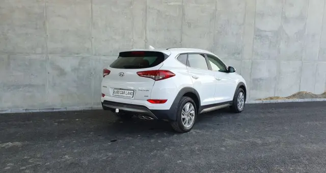 HYUNDAI Tucson 2.0 CRDi 4WD Trend