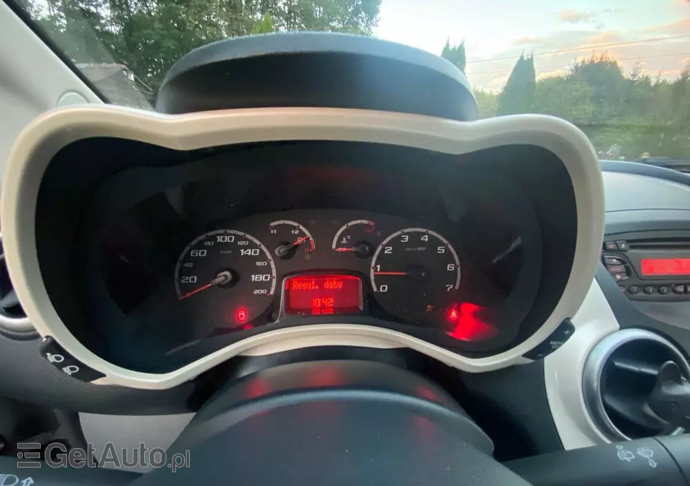 FORD KA 1.2 Titanium (air2)