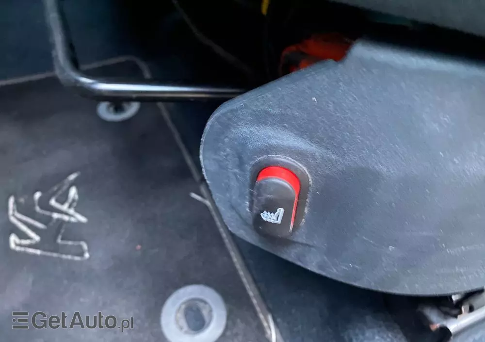 FORD KA 1.2 Titanium (air2)