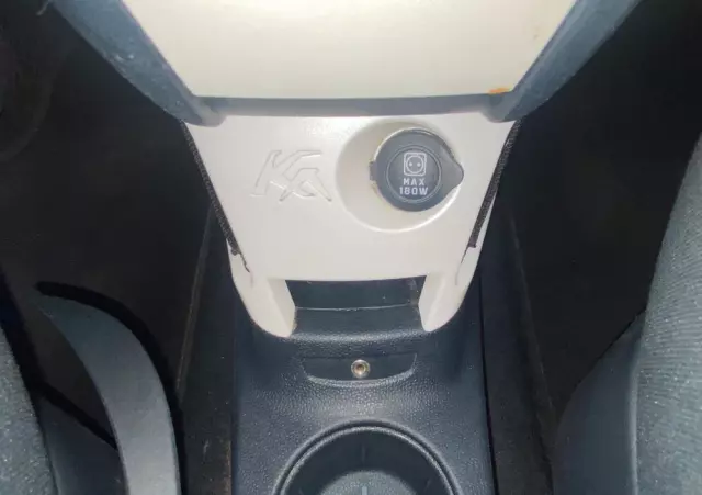 FORD KA 1.2 Titanium (air2)