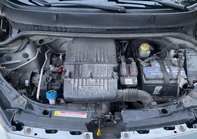 FORD KA 1.2 Titanium (air2)