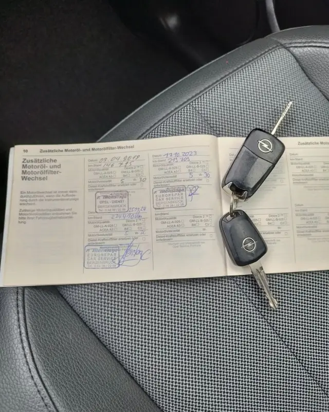 OPEL Antara 2.0 CDTI Automatik 4x4 Cosmo