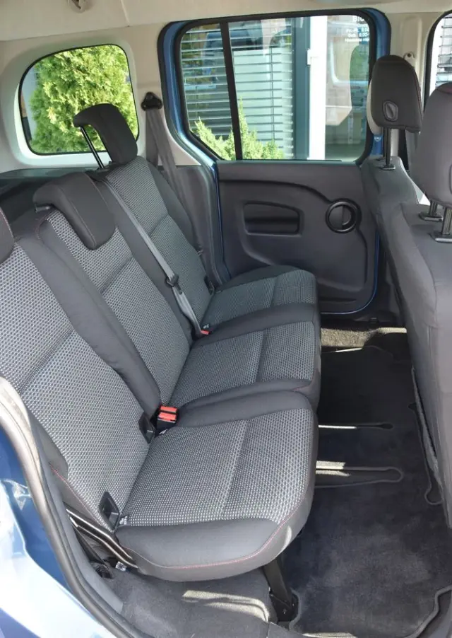 MERCEDES-BENZ Citan Tourer lang EDITION