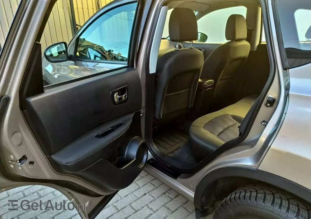 NISSAN Qashqai 1.6 Acenta