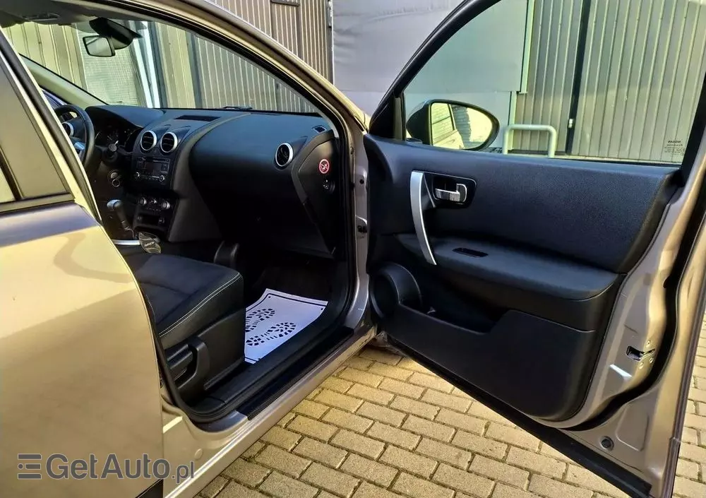 NISSAN Qashqai 1.6 Acenta