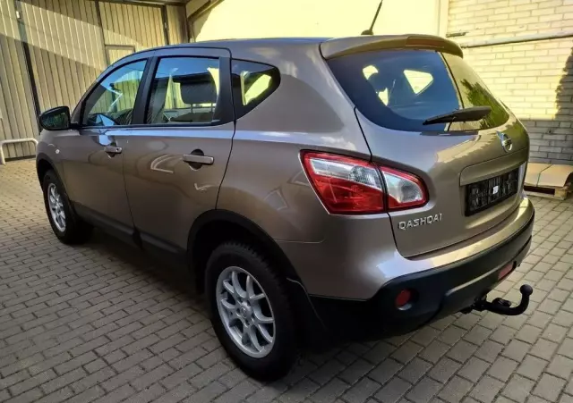 NISSAN Qashqai 1.6 Acenta