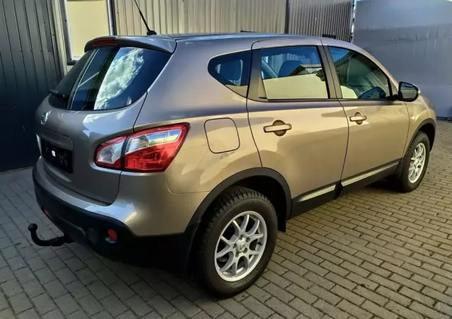 NISSAN Qashqai 1.6 Acenta