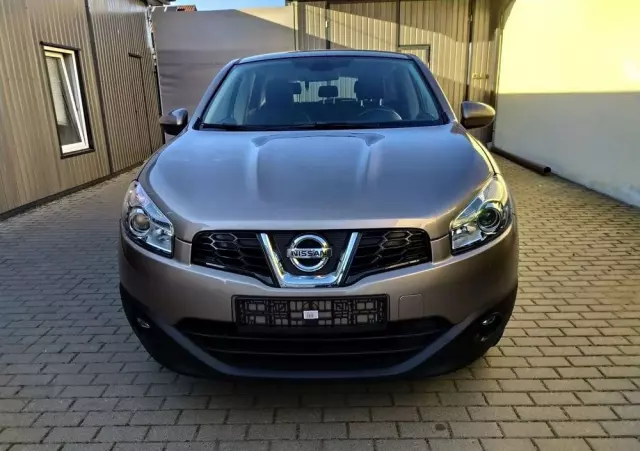 NISSAN Qashqai 1.6 Acenta