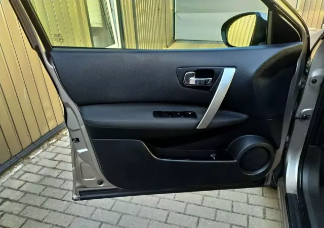 NISSAN Qashqai 1.6 Acenta