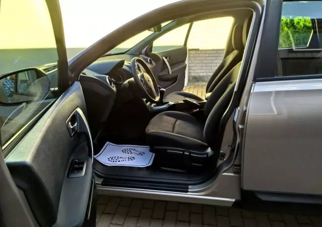 NISSAN Qashqai 1.6 Acenta