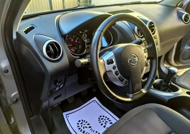 NISSAN Qashqai 1.6 Acenta