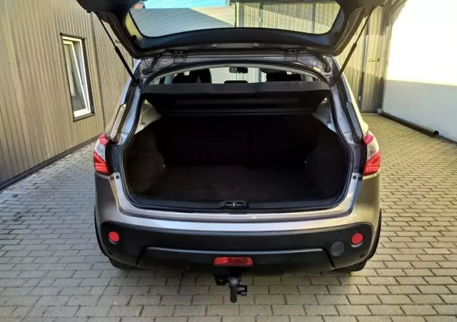 NISSAN Qashqai 1.6 Acenta