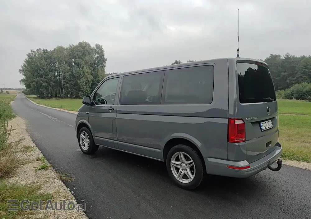 VOLKSWAGEN Caravelle 