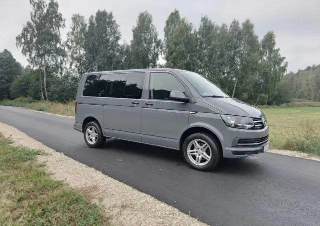 VOLKSWAGEN Caravelle 