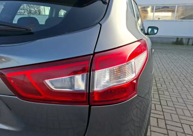 NISSAN Qashqai 1.6 DIG-T Acenta