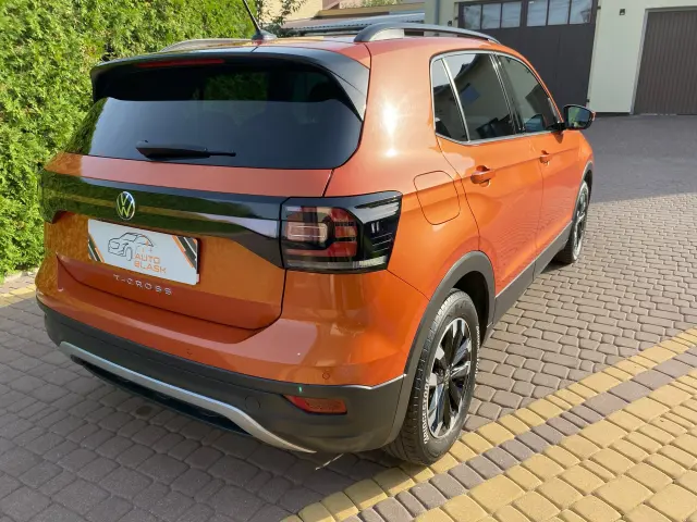 VOLKSWAGEN T-Cross Life