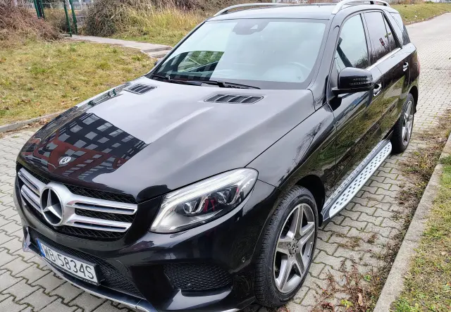 MERCEDES-BENZ GLE 4Matic (9)