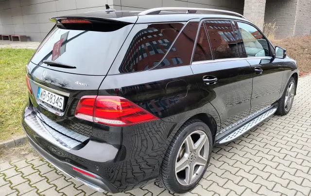MERCEDES-BENZ GLE 4Matic (9)