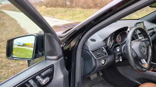 MERCEDES-BENZ GLE 4Matic (9)