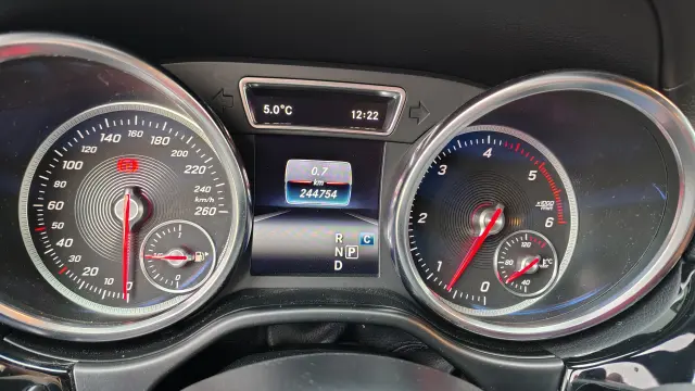 MERCEDES-BENZ GLE 4Matic (9)