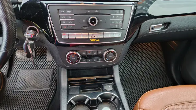 MERCEDES-BENZ GLE 4Matic (9)