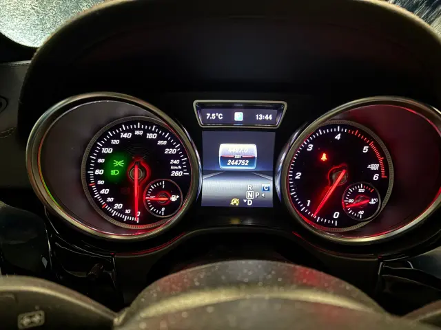 MERCEDES-BENZ GLE 4Matic (9)