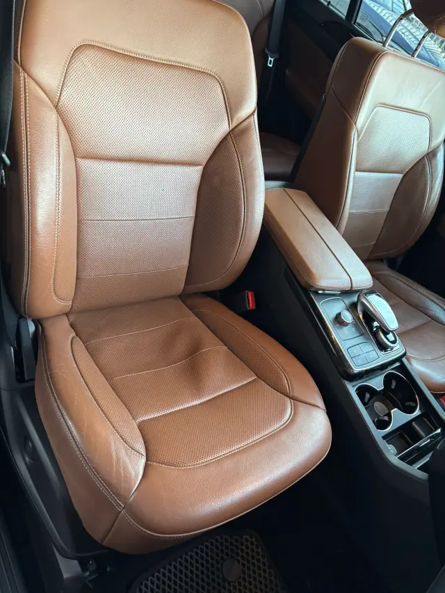 MERCEDES-BENZ GLE 4Matic (9)