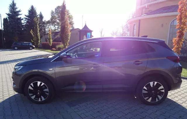 OPEL Grandland X 