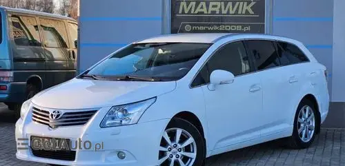 TOYOTA Avensis 
