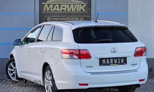TOYOTA Avensis 