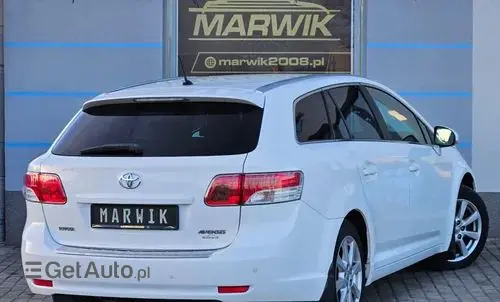 TOYOTA Avensis 