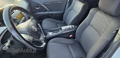 TOYOTA Avensis 