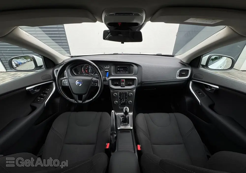 VOLVO V40 T2 You