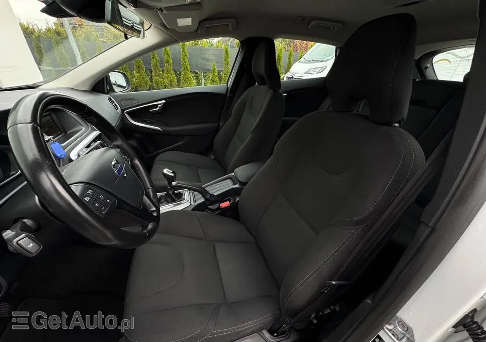 VOLVO V40 T2 You