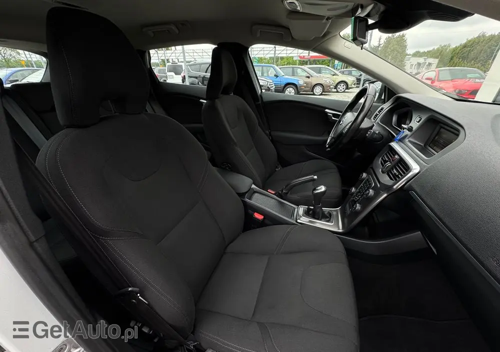 VOLVO V40 T2 You