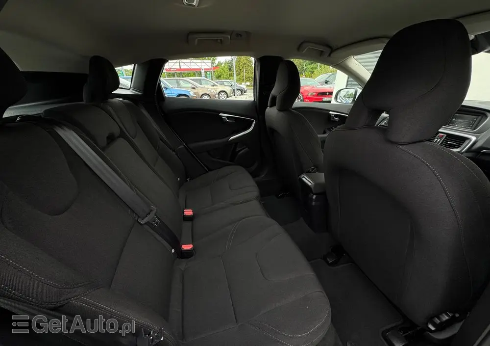 VOLVO V40 T2 You