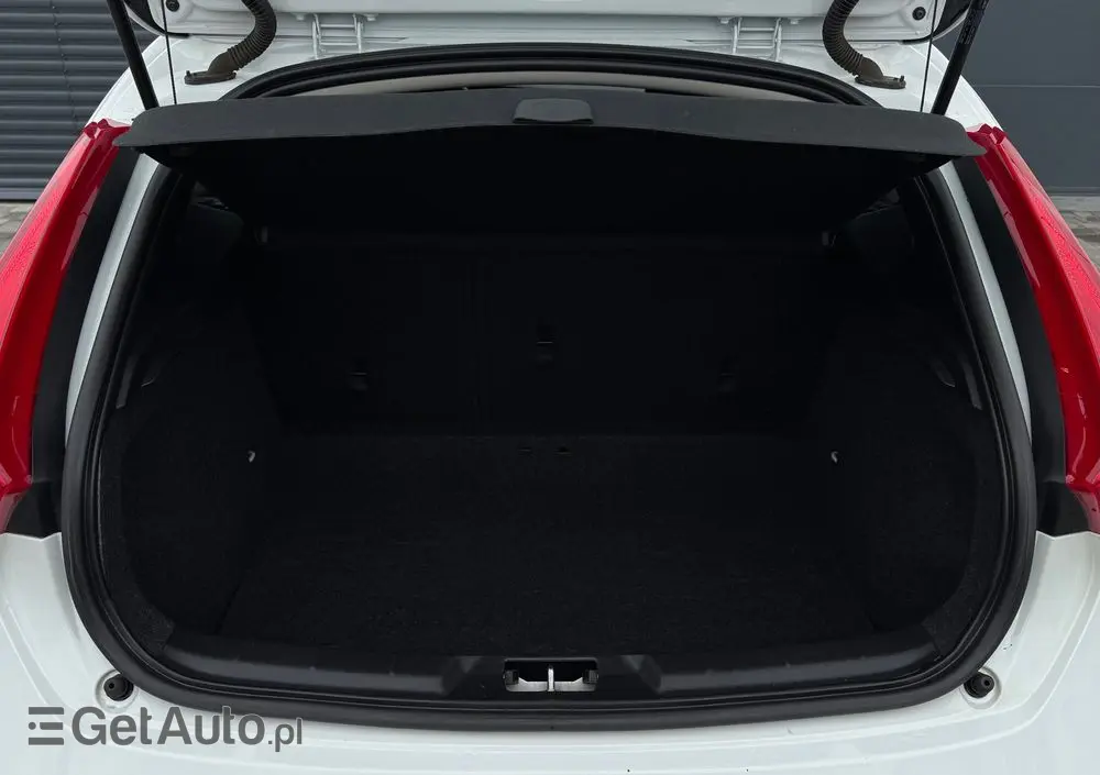 VOLVO V40 T2 You