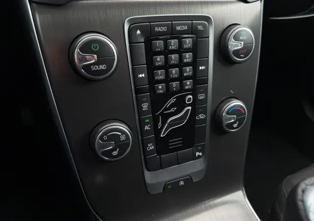 VOLVO V40 T2 You