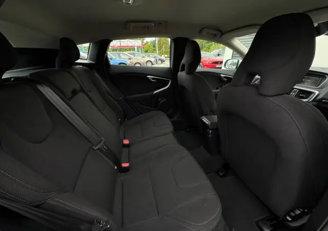 VOLVO V40 T2 You