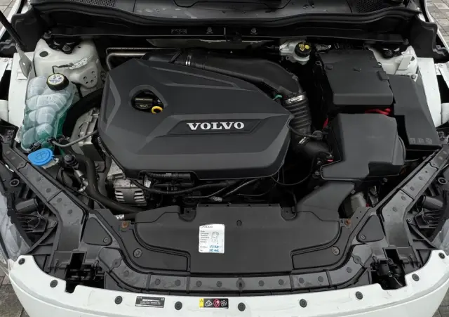 VOLVO V40 T2 You