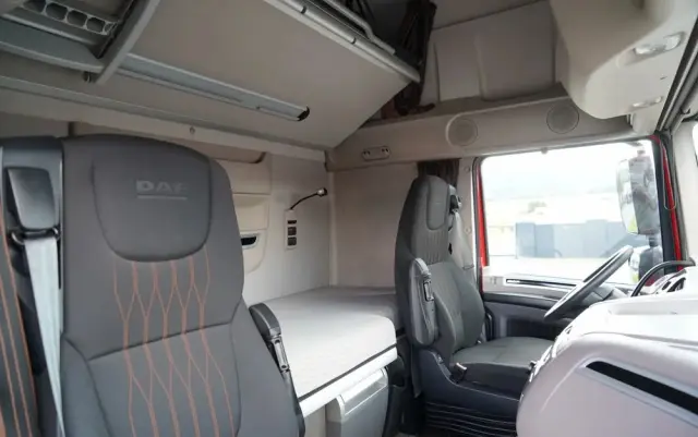 DAF DAF XF 480 / LOW DECK / MEGA / 2021 / SSC / PO KONTRAKCIE SERWISOWYM / 