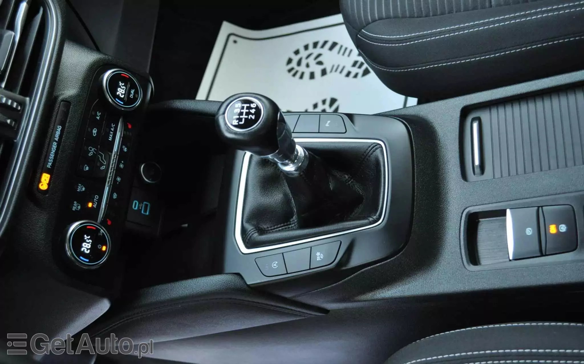 FORD Kuga 2.0 TDCi 4x2 Titanium