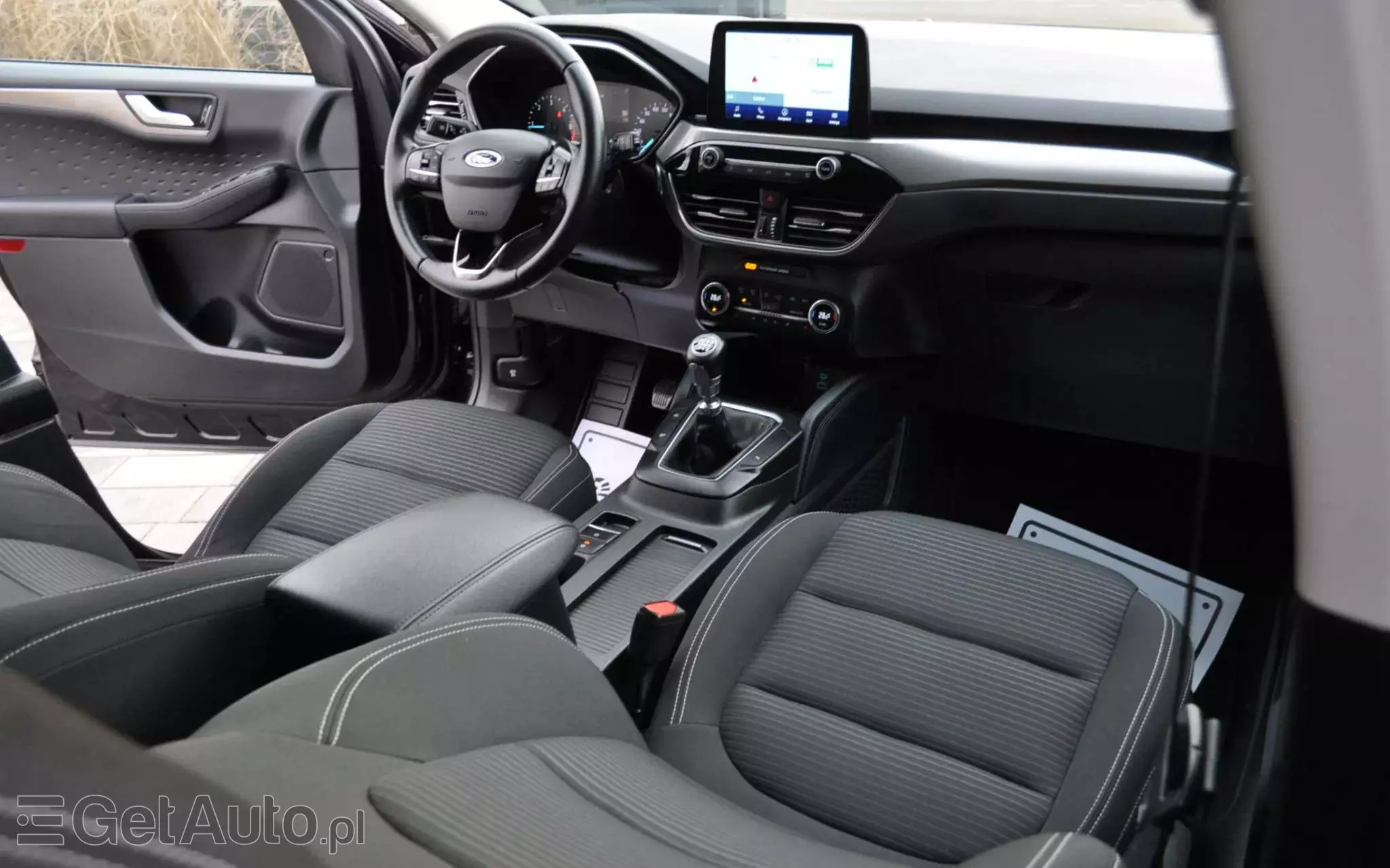 FORD Kuga 2.0 TDCi 4x2 Titanium