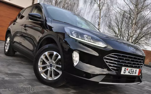 FORD Kuga 2.0 TDCi 4x2 Titanium